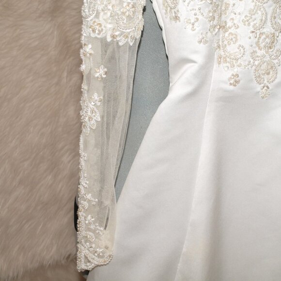 VINTAGE Long Pink GOWN VERY Long Train Size 10W BY VENUS VERY EMBELLISHED - Picture 6 of 8